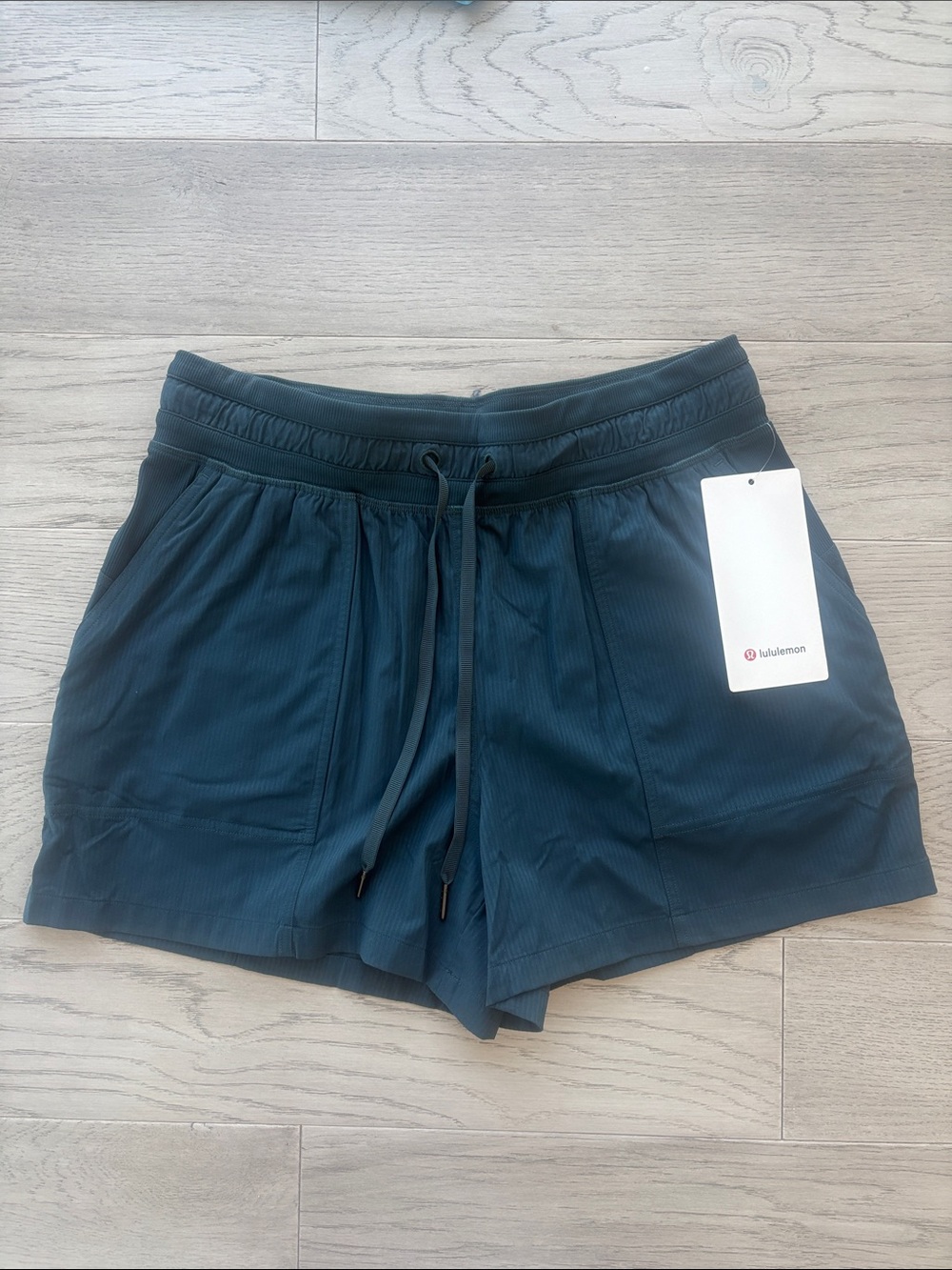 Lululemon Dance Studio High Rise Short 3.5” Indochine Blue Size 8 New - Picture 2 of 7